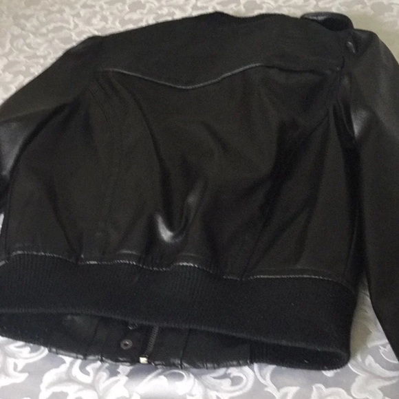 Miley Cyrus Jacket. Size 8 - Picture 5 of 7
